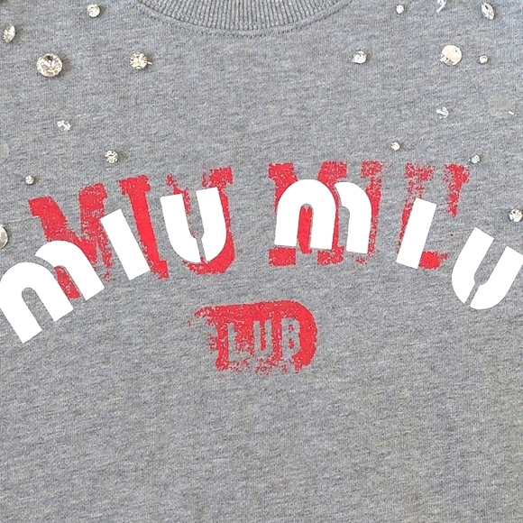 Miumiu  crystal-embellished cropped sweatshirt - Picture 10 of 16